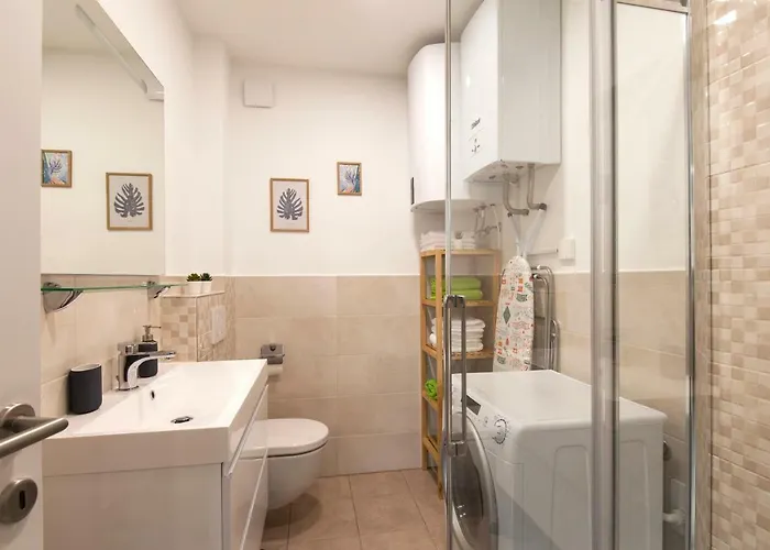 Felix Tour As Daire *